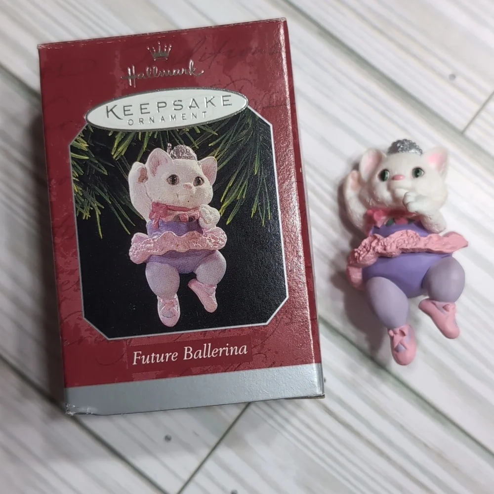 Vintage 1998 Hallmark Keepsake Kitty Cat Ornament Future Ballerina